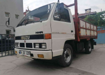 MARKA OTO DAN 1994 MODEL ISUZU NKR 5.5E KAMYONET 231.000 KM