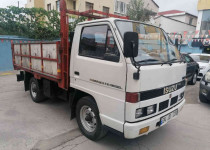 MARKA OTO DAN 1994 MODEL ISUZU NKR 5.5E KAMYONET 231.000 KM