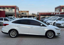 GÖKMEN OTOMOTİV‘DEN 2015 FORD FOCUS 1.6 TDCİ TREND X 140.000 KM