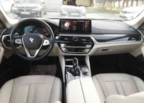 BMW 520i SEDAN LCI 1.6 170 LUXURY LINE