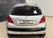 AKTİF den 2009 PEUGEOT 207 1.4 HDI COMFORT 184.000 KM‘DE BAKIMLI