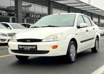 2001 232.000 KM‘DE HATASIZ TEMİZ BAKIMLI 1.6 AMBIENTE FOCUS