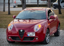 SAĞLAM MOTORS 2009 ALFA ROMEO HATASIZ DEĞİŞENSİZ 1 PARÇA BOYALI