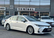 2021 TOYOTA COROLLA 1.5 DREAM OTOMATİK 82 BİN KM BEYAZ BOYASIZ !