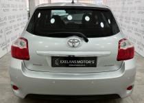 EXELANS MOTOR‘S I 2011 AURİS 1.6 BENZİN COMFORT EXTRA 80.000 KM!