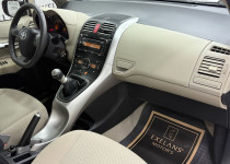 EXELANS MOTOR‘S I 2011 AURİS 1.6 BENZİN COMFORT EXTRA 80.000 KM!