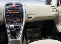 EXELANS MOTOR‘S I 2011 AURİS 1.6 BENZİN COMFORT EXTRA 80.000 KM!
