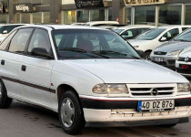 CEYLİN OTOMOTİVDEN 1995 MODEL MASRAFSIZ OPEL ASTRA**