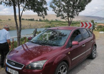 Derin bordo