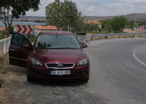 Derin bordo
