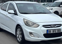 CEYLİN OTOMOTİVDEN 2012 MODEL BENZİN LPGLİ HYUNDAİ ACCENT BLUE**