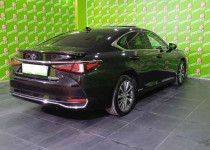 LEXUS ES 300H BUSINESS PLUS E-CVT