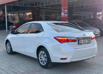 GÖKMEN OTOMOTİVDEN 2015 COROLLA LİFE EMSALSİZ TEMİZLİKTE