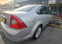 FORD FOCUS TİTANİUM 1.6 SERVİS BAKIMLI TAM OTOMATİK VİTES