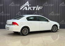 AKTİF den 2011 ASTRA 1.3 CDTI ENJOY 111.YIL İLK SAHİBİ BOYASIZ..