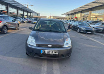 CEYLİN OTOMOTİVDEN 2005 MODEL DEĞİŞENSİZ MASRAFSIZ FORD FİESTA**
