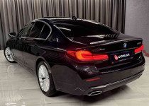 2021~BAYİİ~530i xDRİVE~BOYASIZ~SADECE 12.000 KM~4K.ISITMA+VAKUM