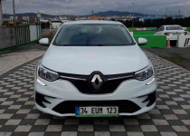 RENAULT MEGANE SEDAN JOY 1.3 TCE EDC 140 FAZ2