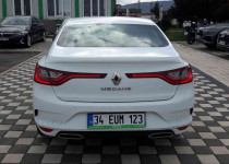 RENAULT MEGANE SEDAN JOY 1.3 TCE EDC 140 FAZ2