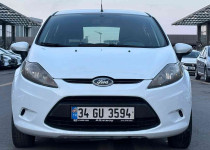 CEYLİN OTOMOTİVDEN 2010 MODEL HATASIZ BOYASIZ FORD FİESTA