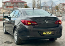 OPER OTOMOTİV DEN 2016 OPEL ASTRA HATASIZ BOYASIZ EDİTİON MANUEL VİTES