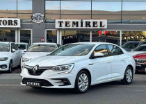 2022 RENAULT MEGANE 1.3 TCE JOY BEYAZ OTOMATİK BOYASIZ !++