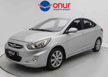 YETKİLİ BAYİDEN-HYUNDAİ ACCENT BLUE 1.4 CVVT MODE PLUS 104.000KM