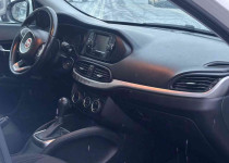 Ceyli̇n Otomoti̇vden 2016 Model Benzi̇nli̇ Otomati̇k Fi̇at Egea