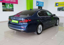 BMW 520i SEDAN LCI 1.6 170 LUXURY LINE