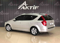 AKTİF 2011 KİA CEED WAGON 1.6 CRDI CONCEPT SUNROOF OTOMATİK FULL