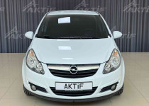 AKTİF de 2011 CORSA 1.2 ENJOY 111.YIL OTOMATİK 121.000KM BOYASIZ