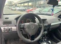 CEYLİN OTOMOTİVDEN 2011 MODEL BENZİNLİ OTOMATİK OPEL ASTRA**