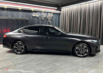 2023~BAYİ~520d xDRİVE İÇ ve DIŞ ///M SPORT~HEAD-UP+VAKUM+4ISITMA