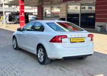 MERT AUTO‘DAN 2014 VOLVO S60 PREMIUM HATASIZ İLK EL