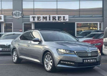 2019 SKODA SUPERB 1.6 TDI ELİTE CAM TAVAN 81 BİN KM BOYASIZ!++