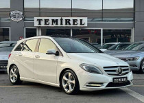 2013 MERCEDES-BENZ B180 SPORT CAM TAVAN BEYAZ BOYASIZ 125KM !