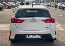 2013 TOYOTA AURİS 1.4 D OTOMATİK VİTES YENİ KASA HATASIZ BOYASIZ