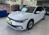 VOLKSWAGEN GOLF 1.0 eTSI 110 DSG LIFE