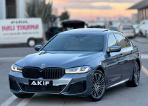 AKİF‘den 2o17 5.30i xDrive+M Sport+Makyajlı+HATASIZ-BOYASIZ