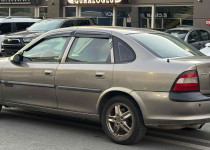 CEYLİN OTOMOTİVDEN 1997 MODEL MASRAFSIZ OPEL VECTRA**