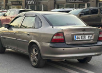 CEYLİN OTOMOTİVDEN 1997 MODEL MASRAFSIZ OPEL VECTRA**