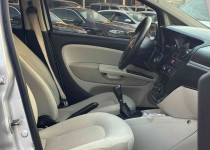 CEYLİN OTOMOTİVDEN 2009 MODEL DEĞİŞENSİZ MASRAFSIZ FİAT LİNEA