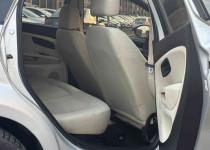 CEYLİN OTOMOTİVDEN 2009 MODEL DEĞİŞENSİZ MASRAFSIZ FİAT LİNEA