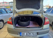DEĞİŞENSİZ-HATASIZ .2004 MEGANE2 16 DYNAMİK LPG,Lİ.MANUEL.