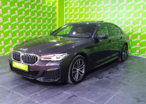 BMW 520i SEDAN LCI 1.6 170 M SPORT