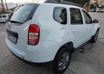 YAPAR OTOMOTİV‘DEN ORJİNAL 2014 DUSTER 1.5 DCİ LAUREATE 88.000KM