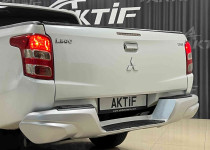 AKTİF den 2015 L200 2.4 DI-D 4X4 TORNADO 154 HP BAKIMLI FULL. .