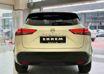 2023 QASHQAİ 4X4 1.3DIG-T SKY PACK 5.900KM BOYASIZ+CAM TAVAN**