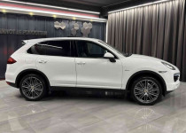 2012~BAYİ~CAYENNE 3.0 DİESEL~BOYASIZ~ISITMALI DİREKSİYON+21JANT