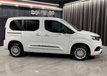 2023~PROACE CİTY 1.5d~JOYSTİCK VİTES~F1+HIZSABİTLEME+PARK YARDIM